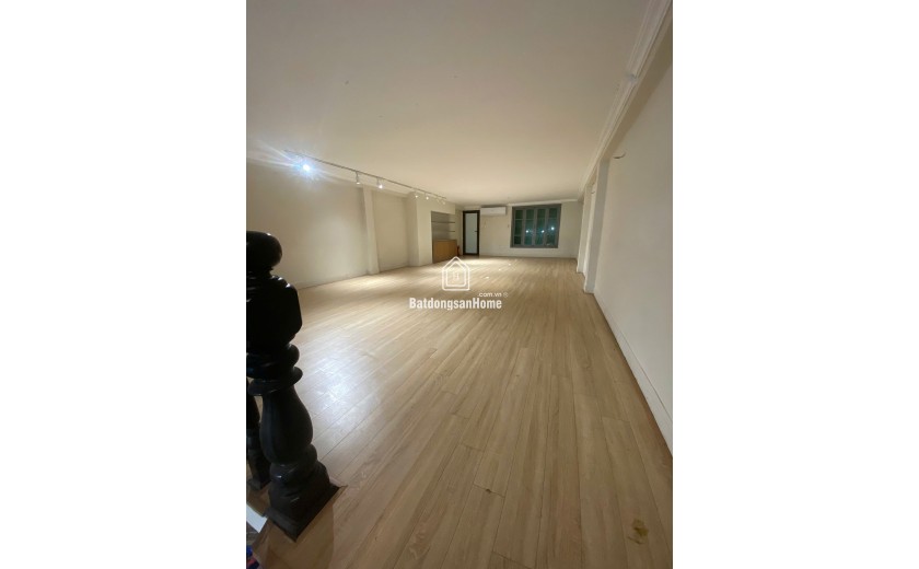 Cho thuê LÀ BIA, SPA, KD SẠCH MBKD Phố Trung Kính, Cầu Giấy 4 tầng, 140m2, 62 Triệu
